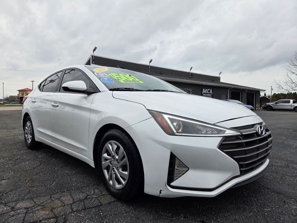 2019 Hyundai Elantra Image 1