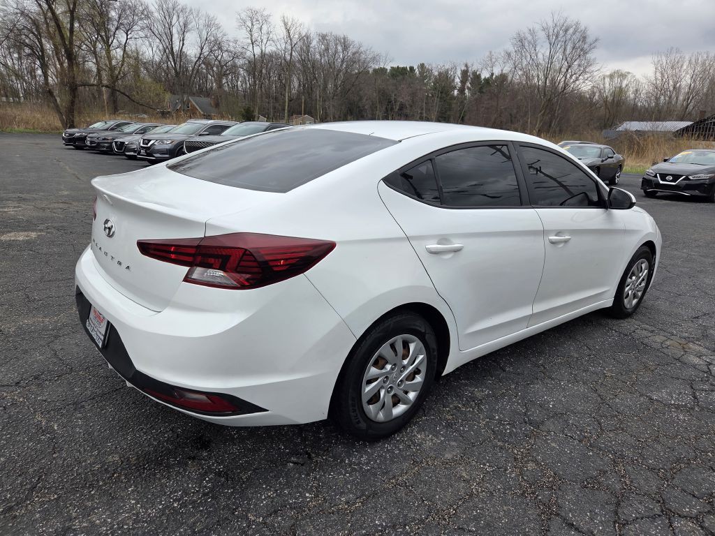 2019 Hyundai Elantra Image 6