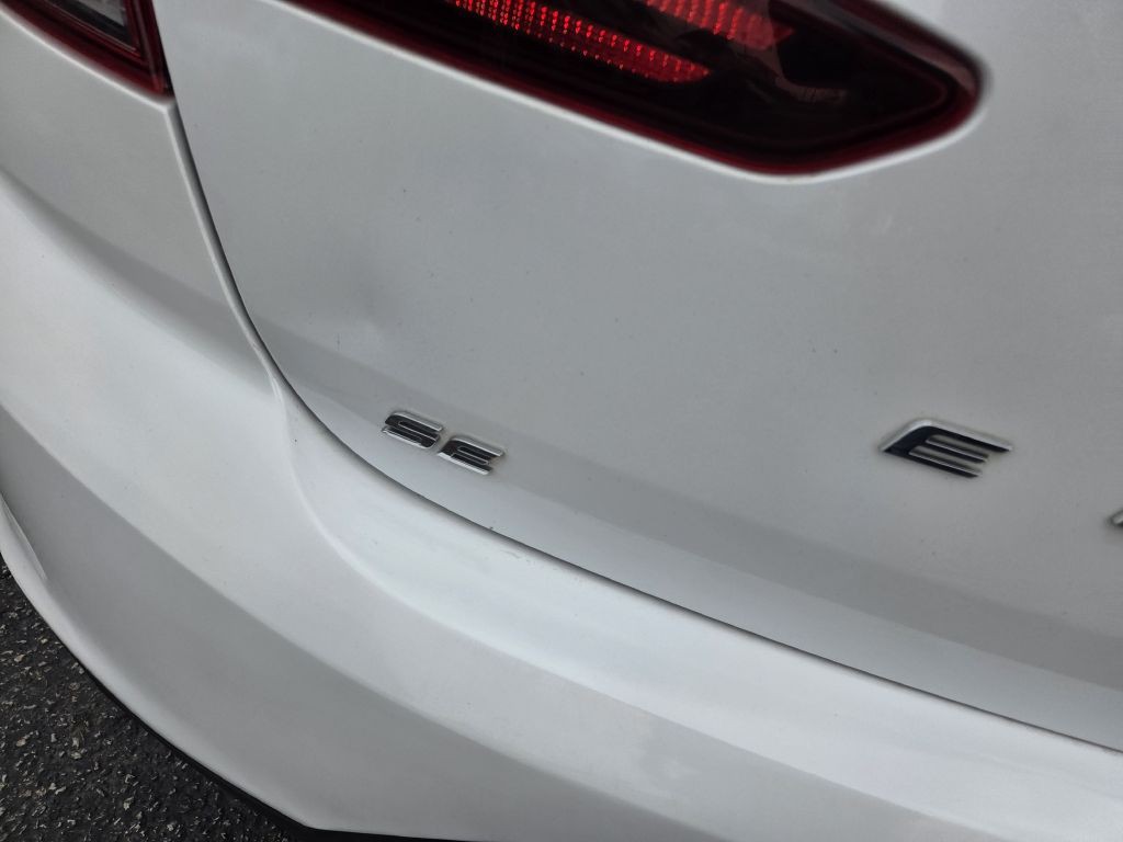 2019 Hyundai Elantra Image 9