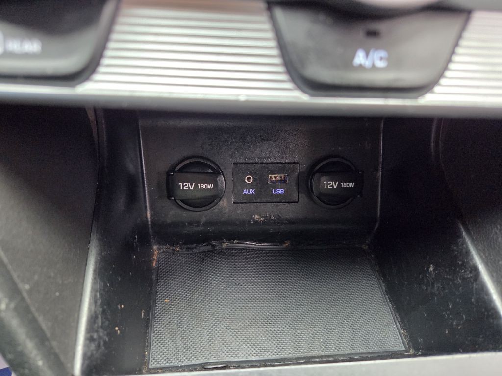 2019 Hyundai Elantra Image 27