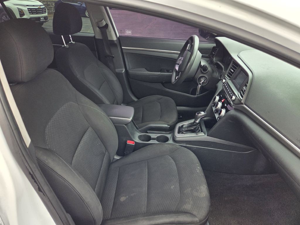 2019 Hyundai Elantra Image 34