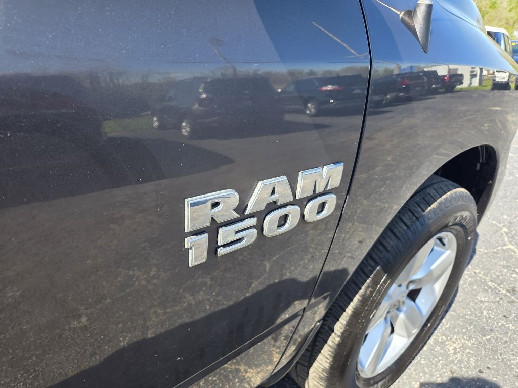 2015 RAM 1500 Image 9