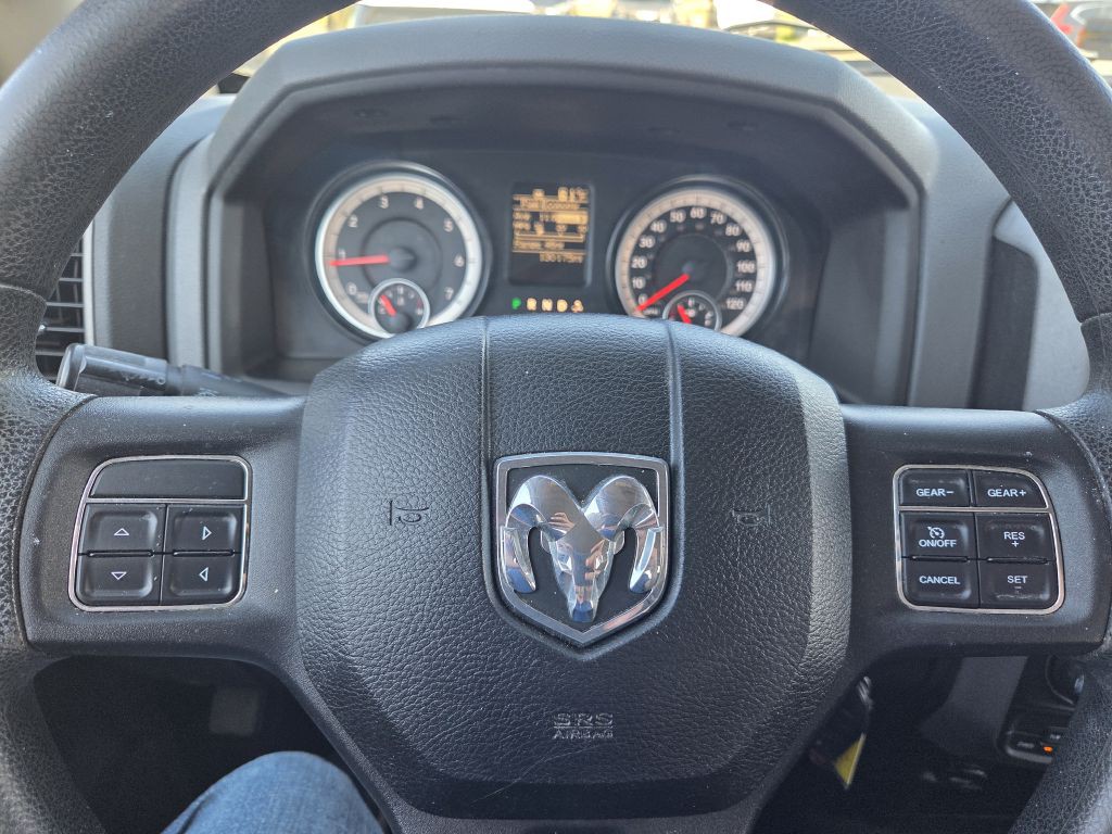 2015 RAM 1500 Image 26