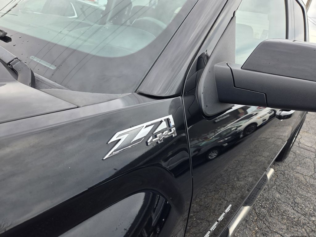 2015 GMC Sierra Image 19