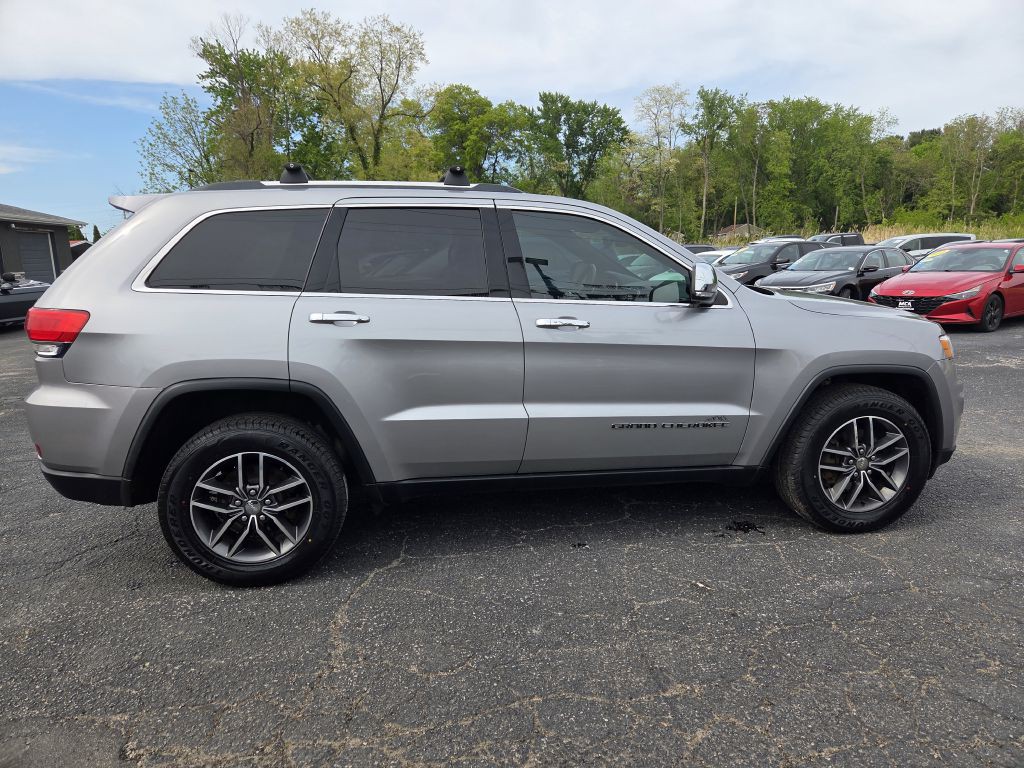 2017 Jeep Grand Cherokee Image 5