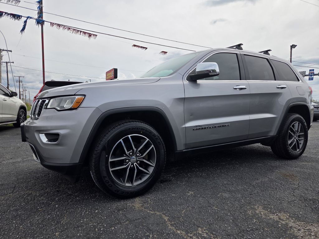 2017 Jeep Grand Cherokee Image 16