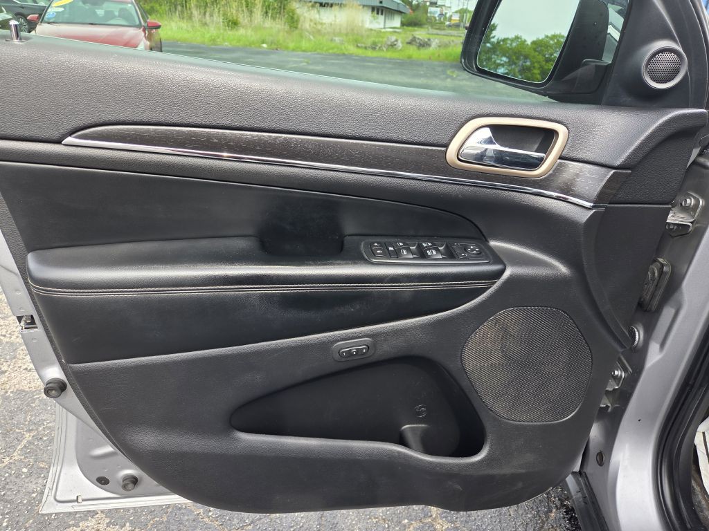 2017 Jeep Grand Cherokee Image 22