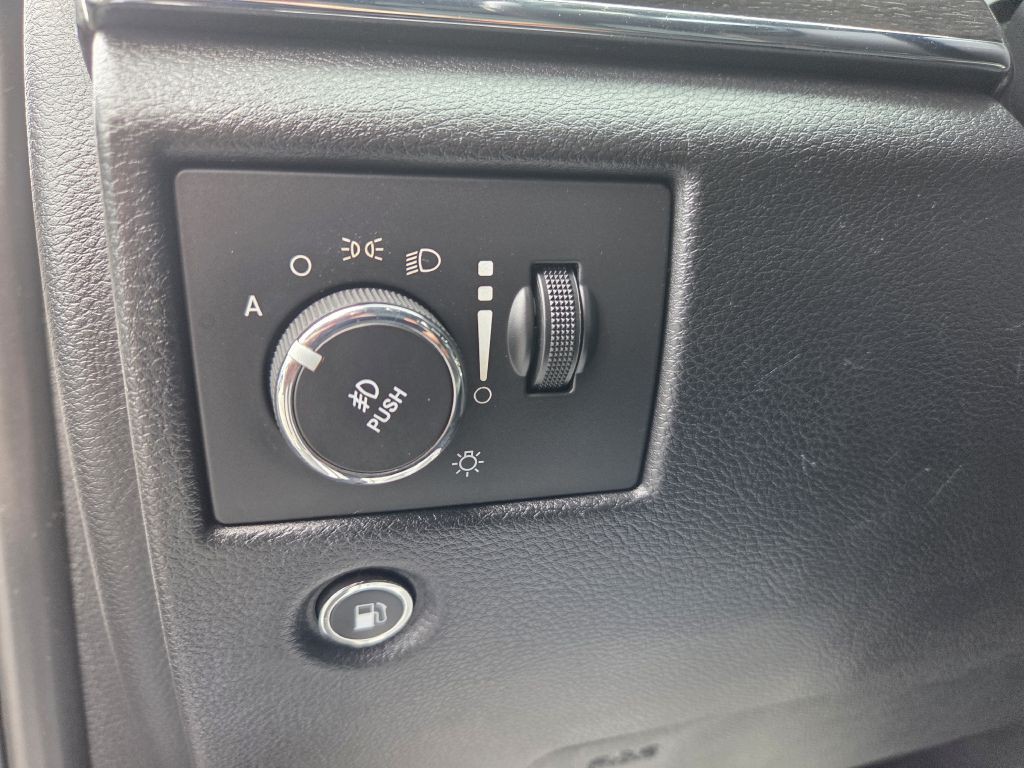 2017 Jeep Grand Cherokee Image 27