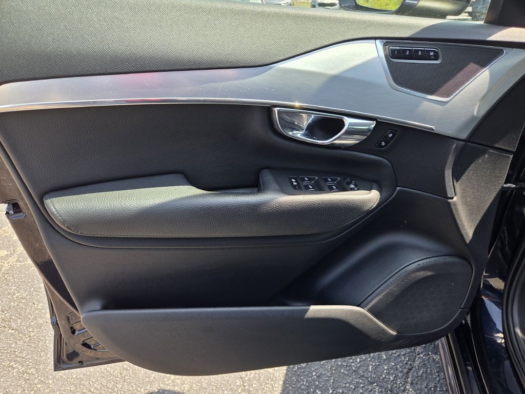 2016 Volvo XC90 Image 21