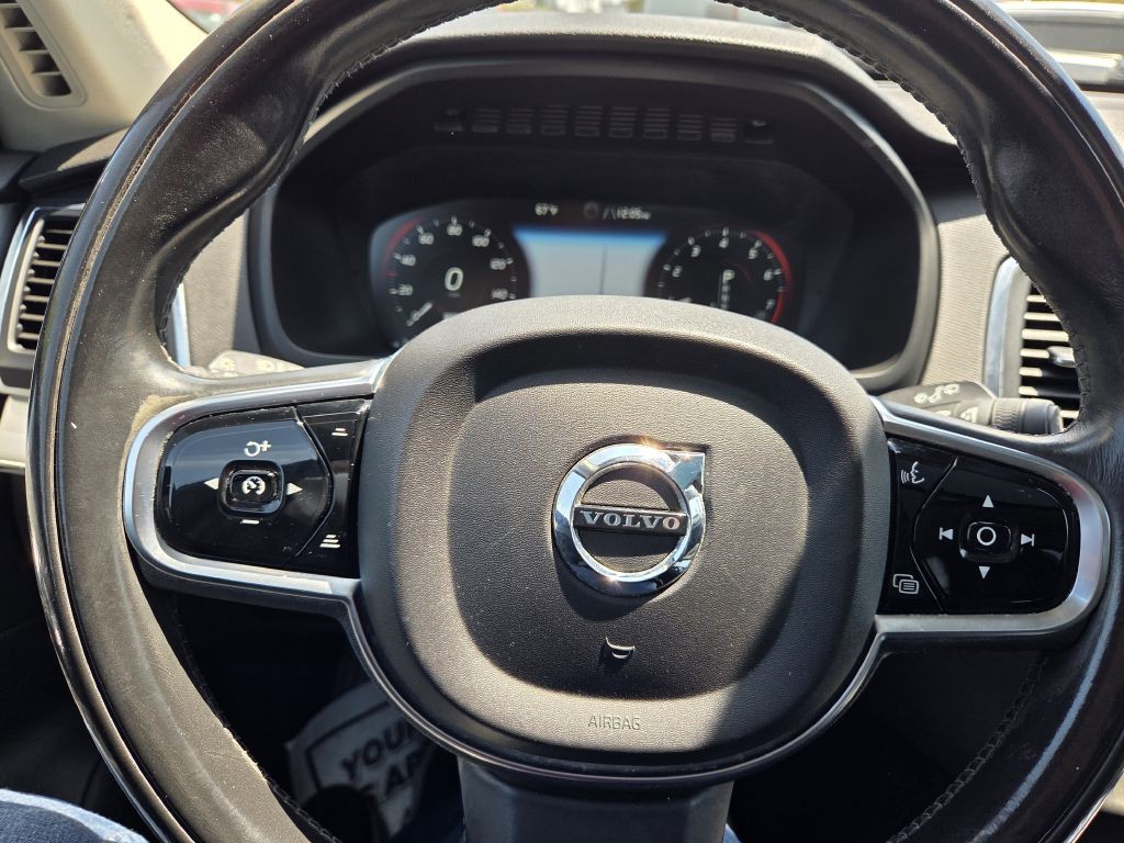 2016 Volvo XC90 Image 29