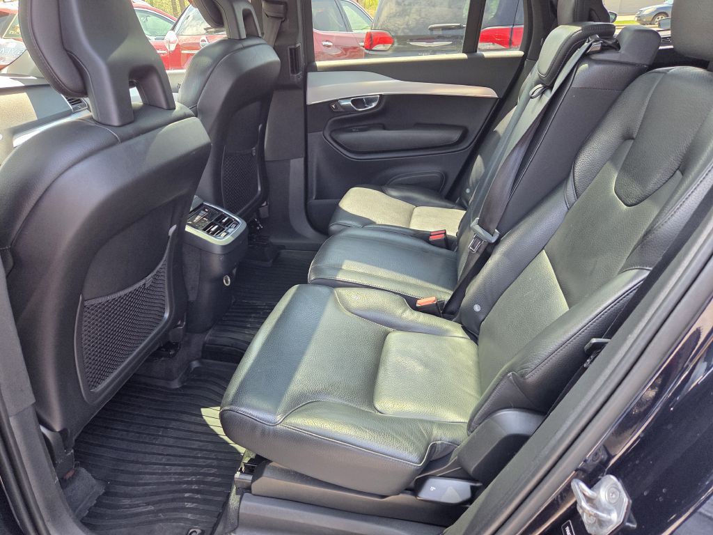 2016 Volvo XC90 Image 41