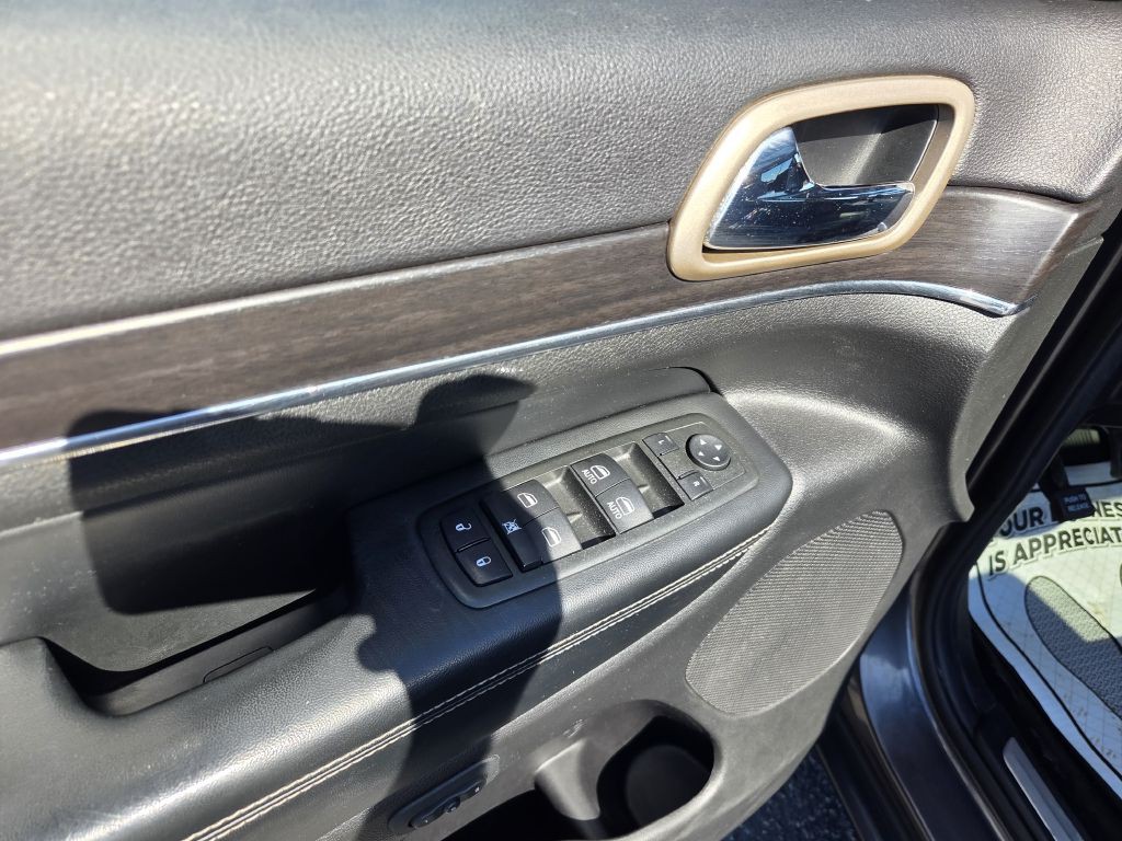 2014 Jeep Grand Cherokee Image 23