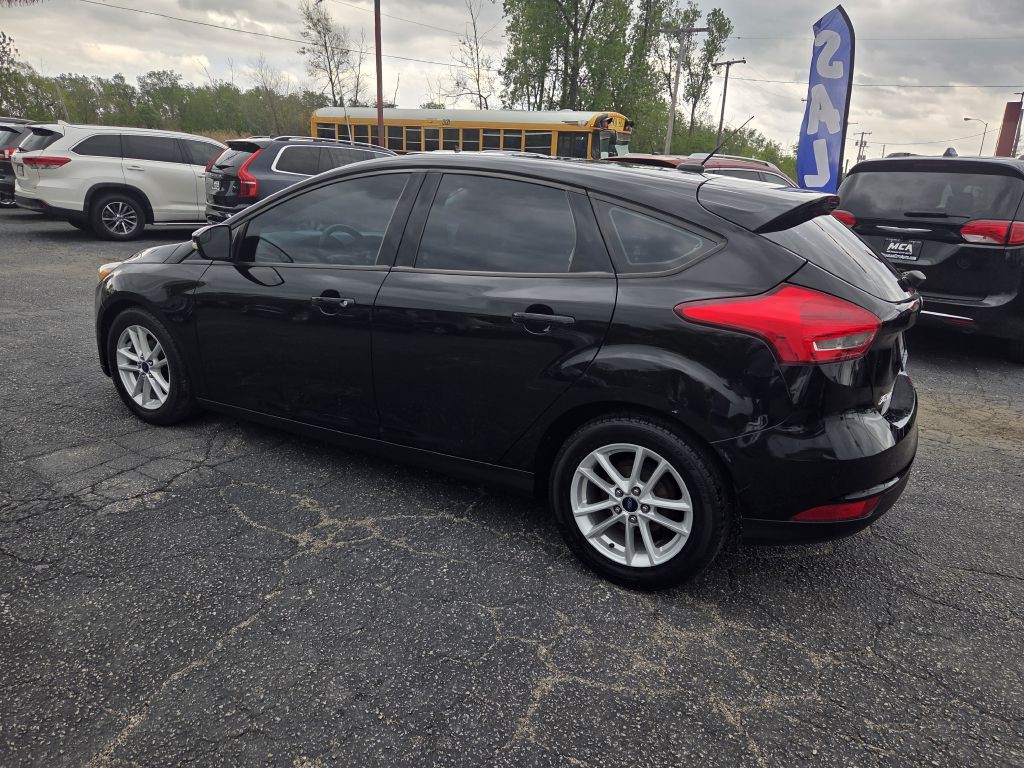 2017 Ford Focus Image 10