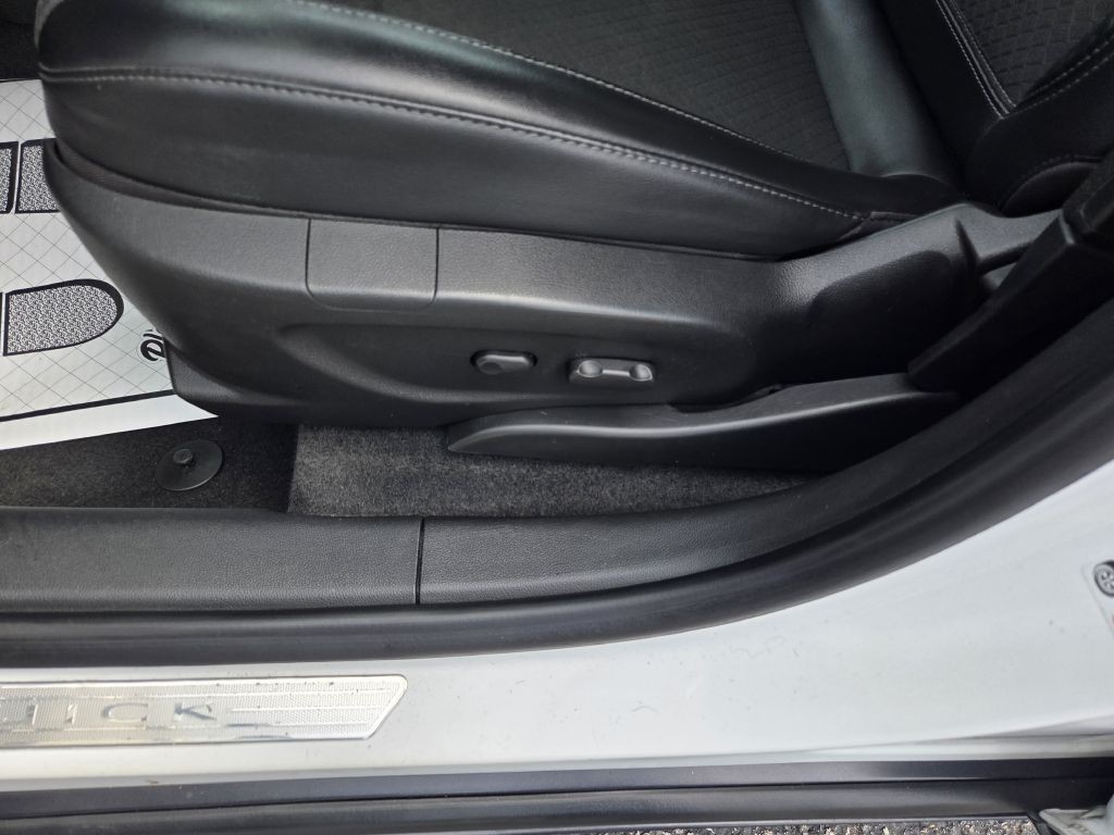 2017 Buick Enclave Image 22