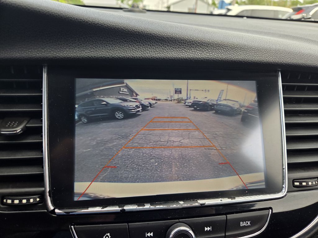 2017 Buick Enclave Image 34