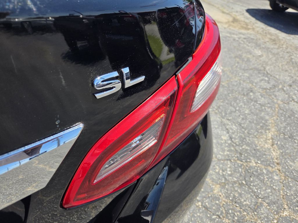 2018 Nissan Altima Image 9