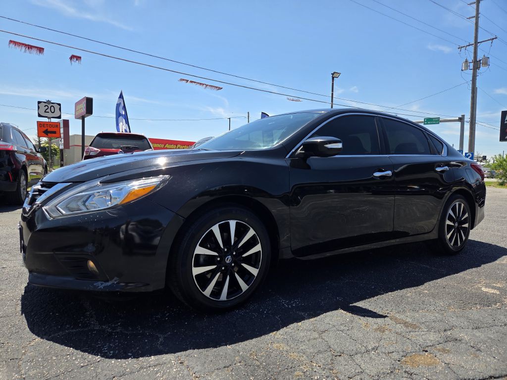 2018 Nissan Altima Image 14