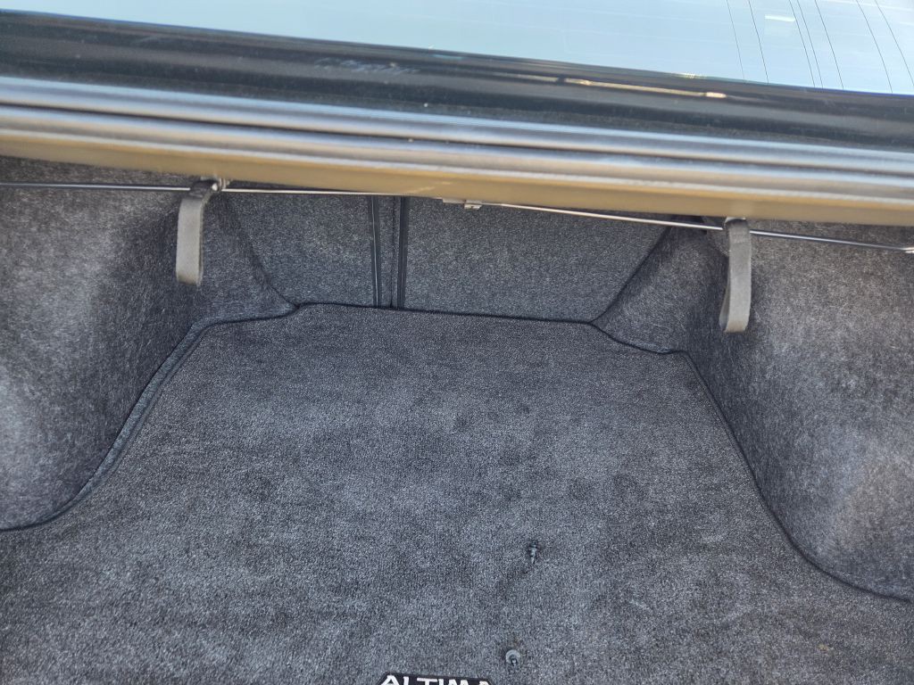 2018 Nissan Altima Image 33