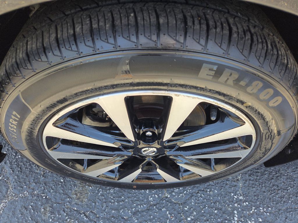 2018 Nissan Altima Image 38