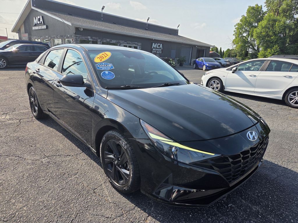 2021 Hyundai Elantra Image 2