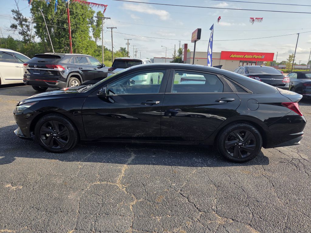 2021 Hyundai Elantra Image 12