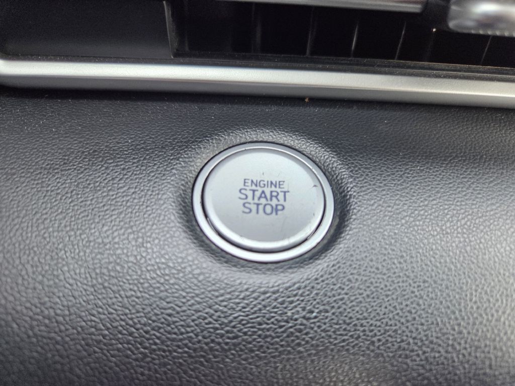 2021 Hyundai Elantra Image 25