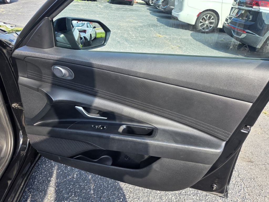 2021 Hyundai Elantra Image 34