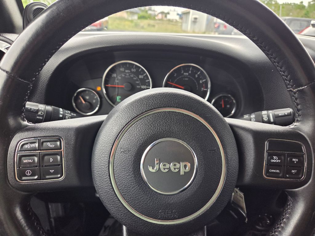 2012 Jeep Wrangler Unlimited Image 23