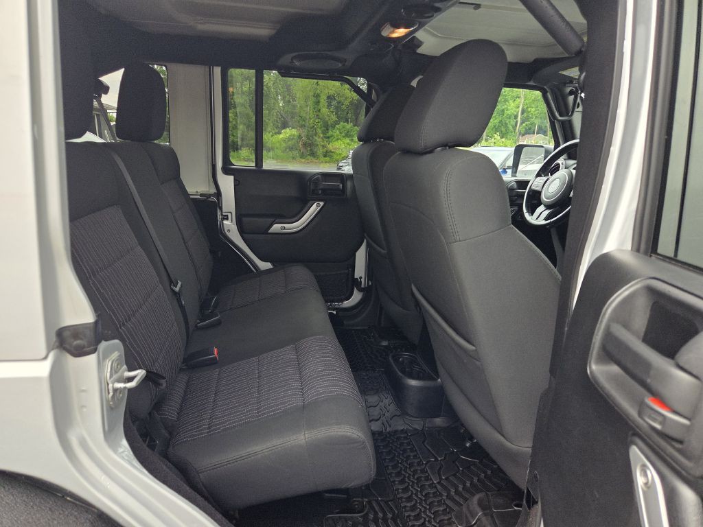 2012 Jeep Wrangler Unlimited Image 36