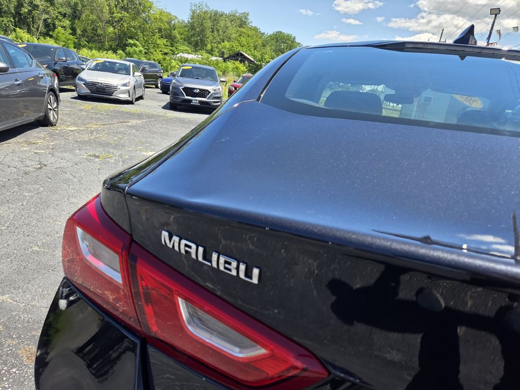 2023 Chevrolet Malibu Image 8