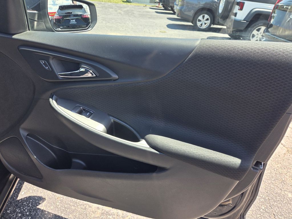 2023 Chevrolet Malibu Image 32