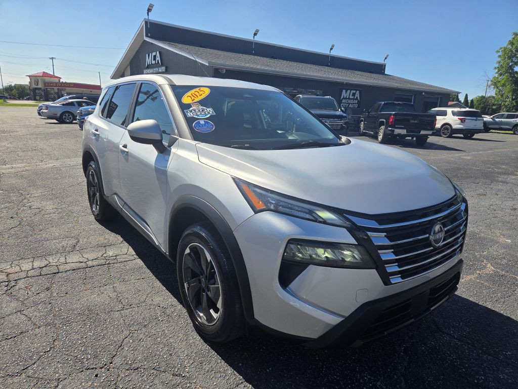 2025 Nissan Rogue Image 2