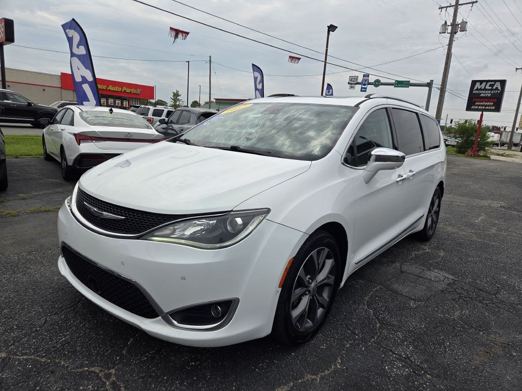 2017 Chrysler Pacifica Image 15