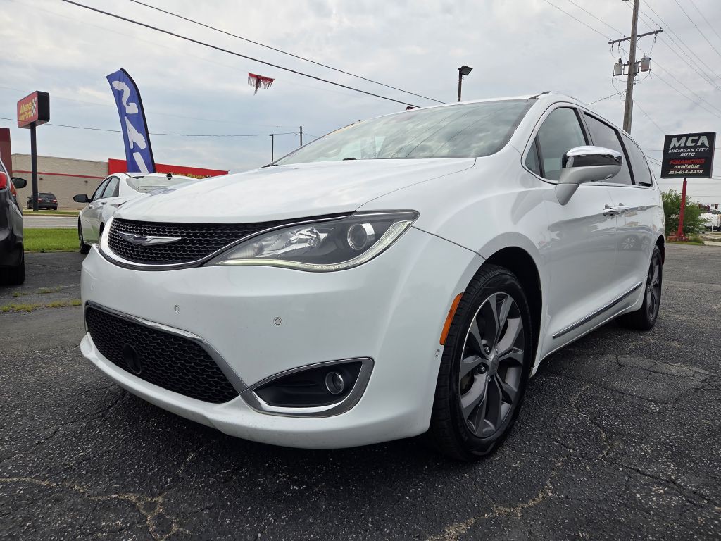 2017 Chrysler Pacifica Image 16