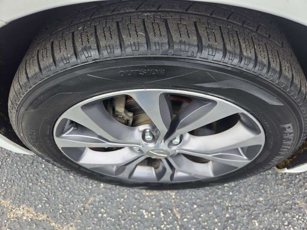 2017 Chrysler Pacifica Image 62