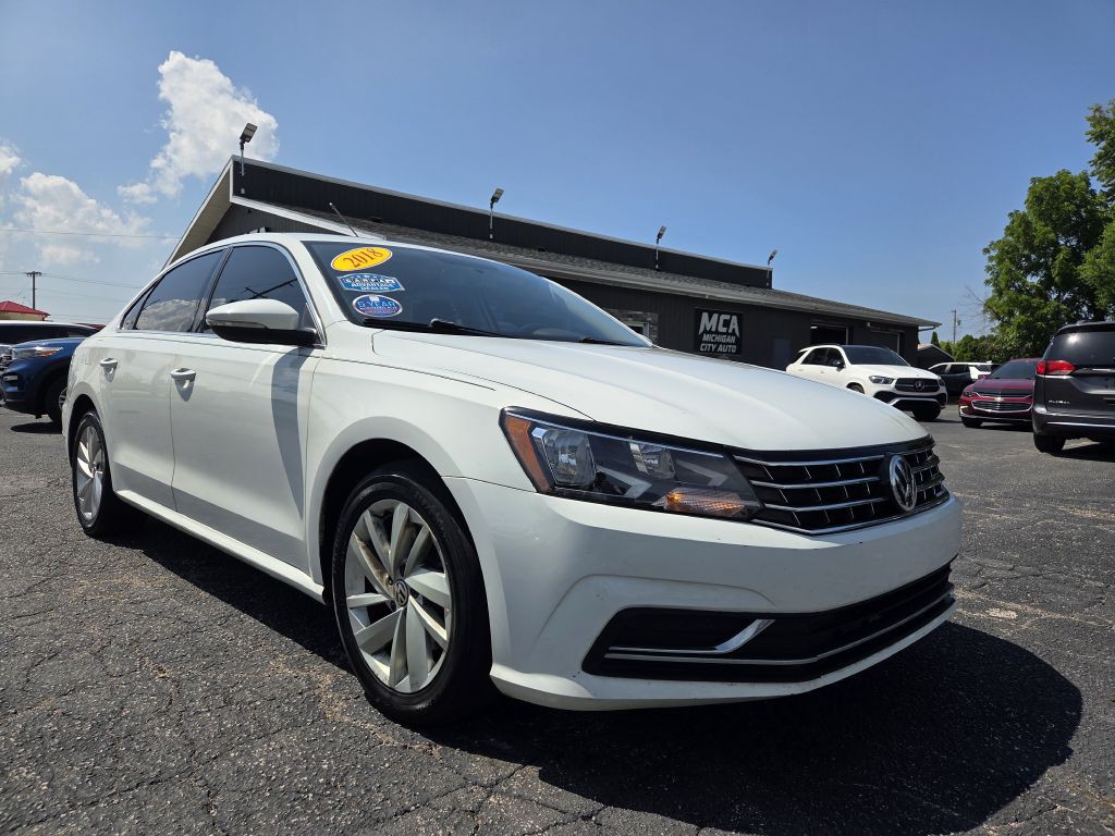 2018 Volkswagen Passat Image 1