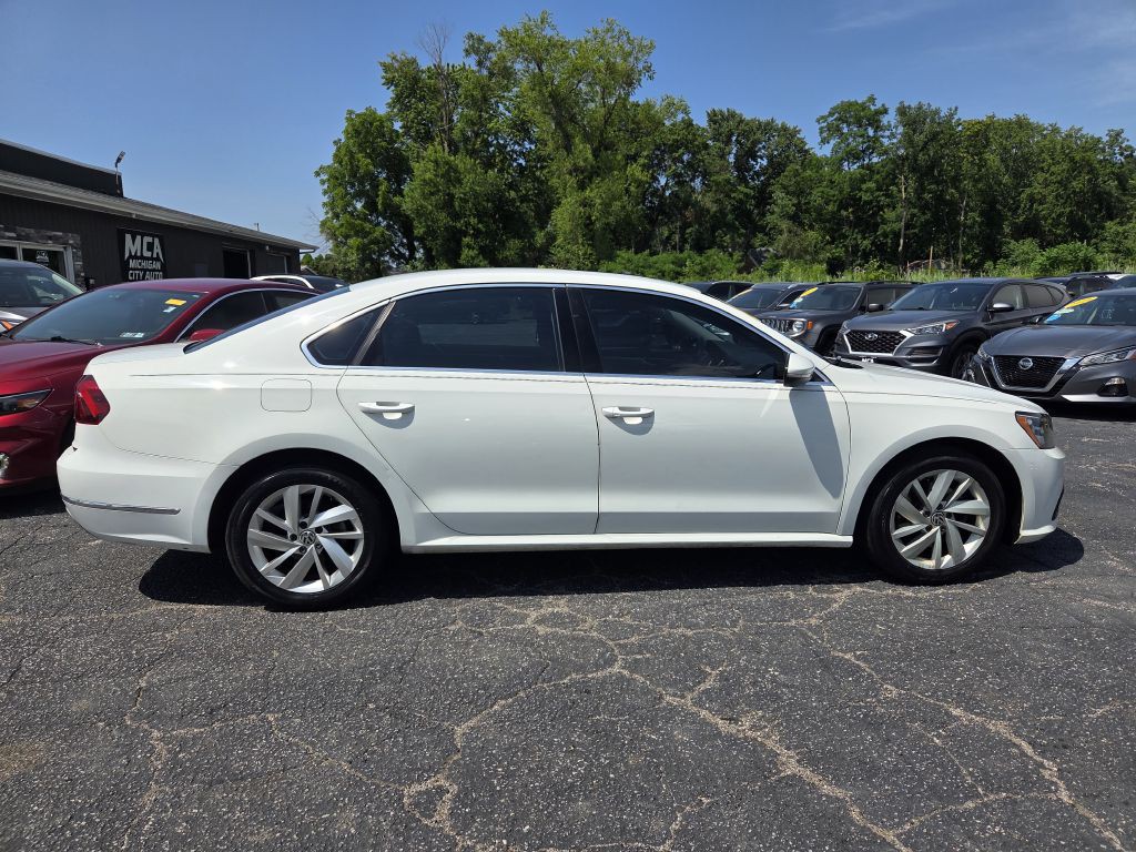 2018 Volkswagen Passat Image 4
