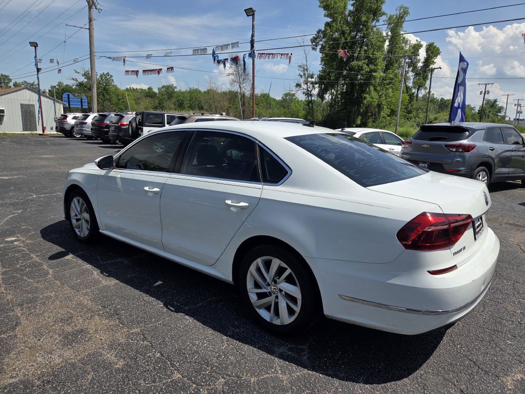 2018 Volkswagen Passat Image 11