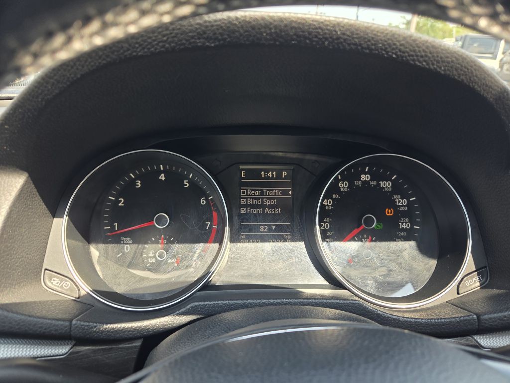 2018 Volkswagen Passat Image 19