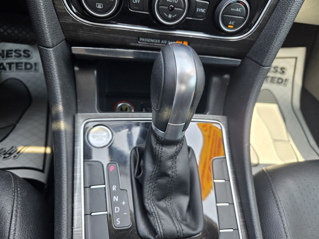2018 Volkswagen Passat Image 26