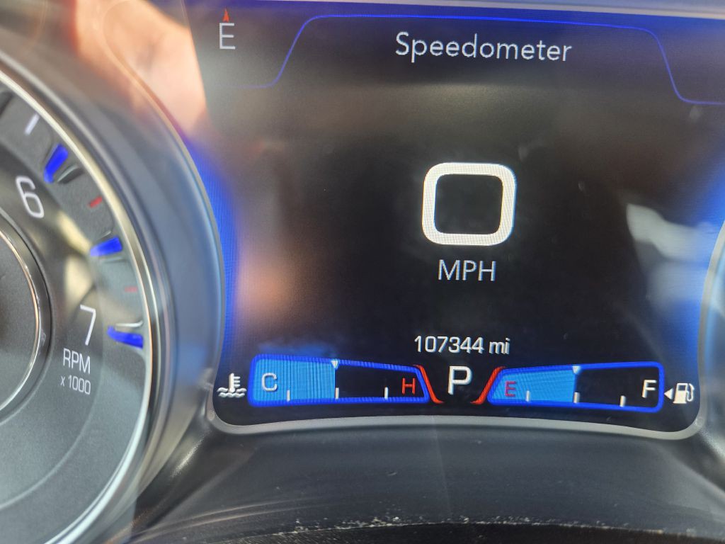 2019 Chrysler 300 Image 28