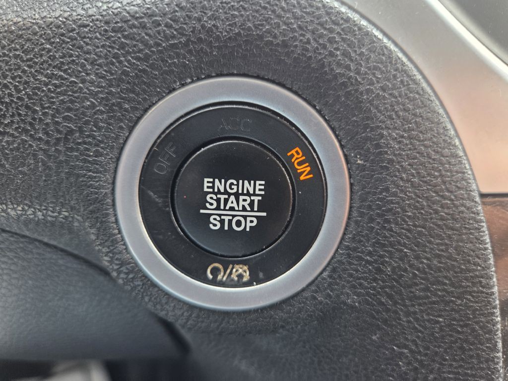 2019 Chrysler 300 Image 33