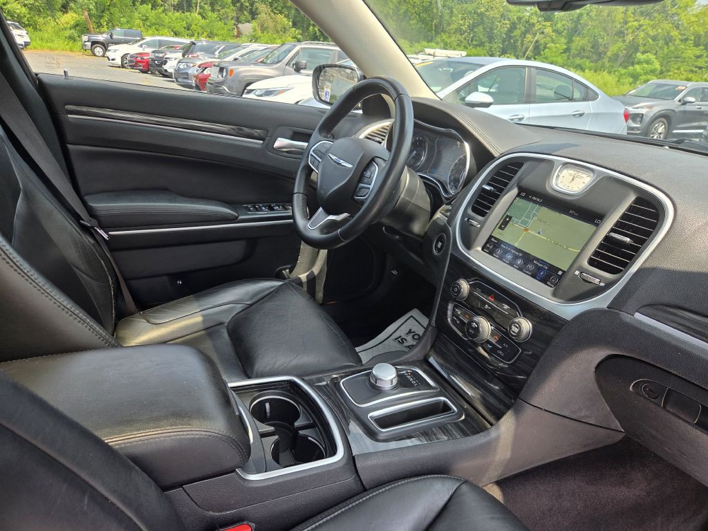 2019 Chrysler 300 Image 50