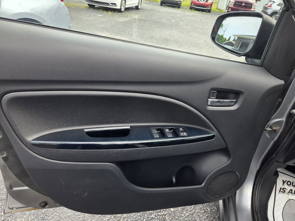 2017 Mitsubishi Mirage Image 19