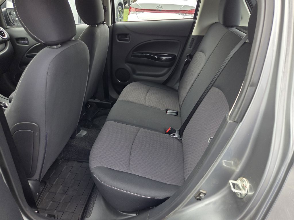 2017 Mitsubishi Mirage Image 29