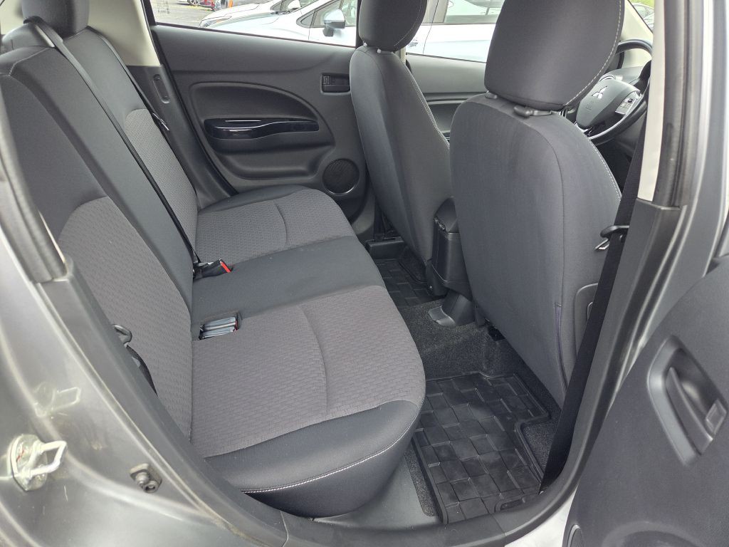 2017 Mitsubishi Mirage Image 35
