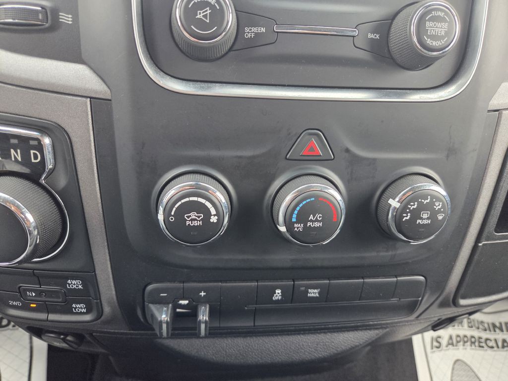 2017 RAM 1500 Image 32