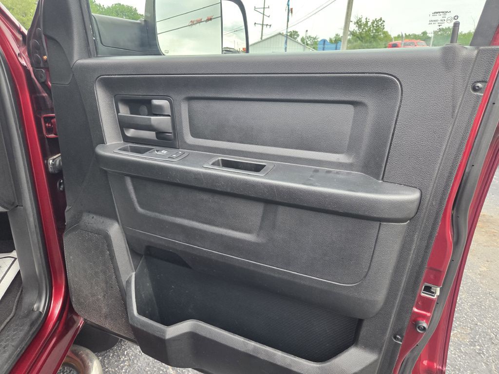 2017 RAM 1500 Image 39