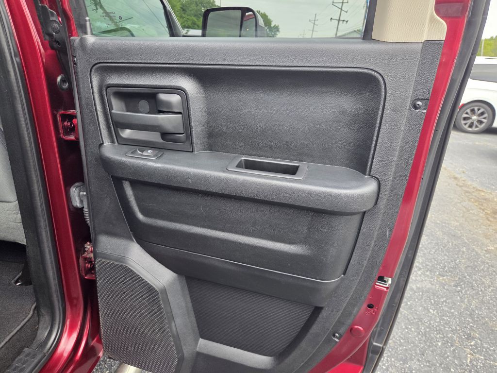 2017 RAM 1500 Image 42