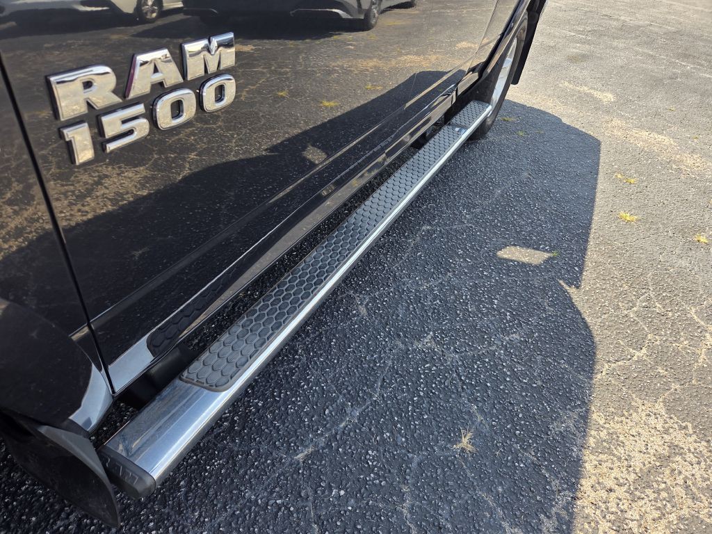 2014 RAM 1500 Image 19